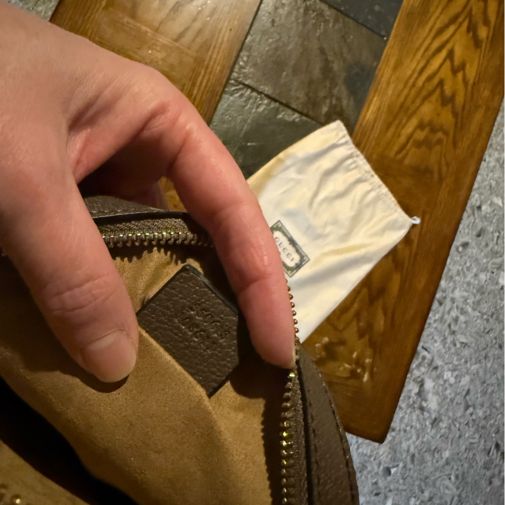Gucci Crossbody Bag - Picture 7 of 12